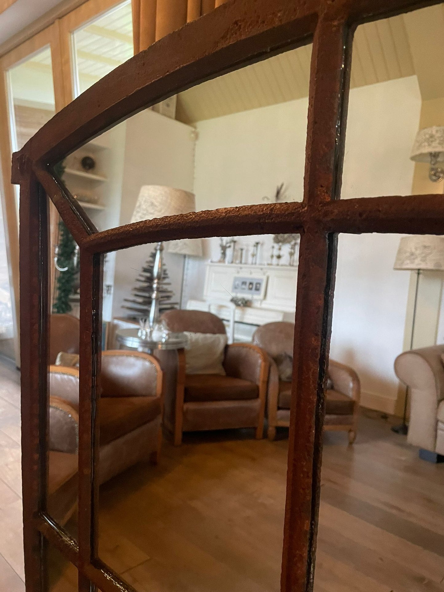 Raamwerk van de grote staande spiegel